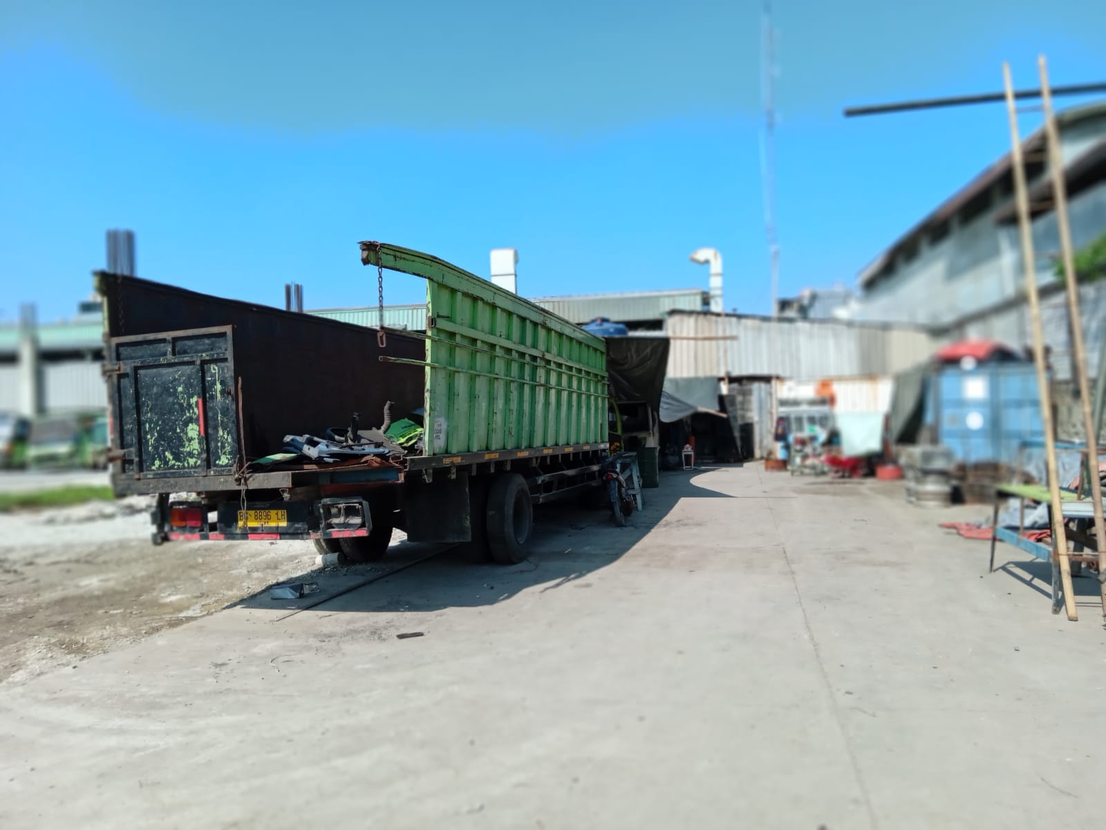 kantor mantap jaya auto truck